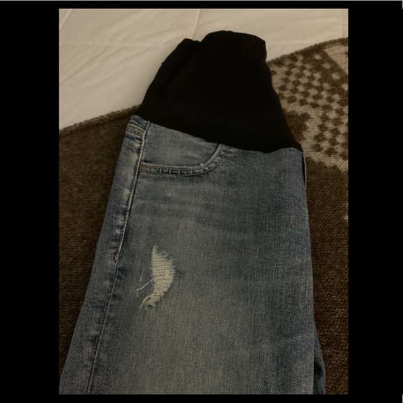 HOST PICK! - Silver Suki Skinny Crop maternity jeans - like new - Picture 9 of 10